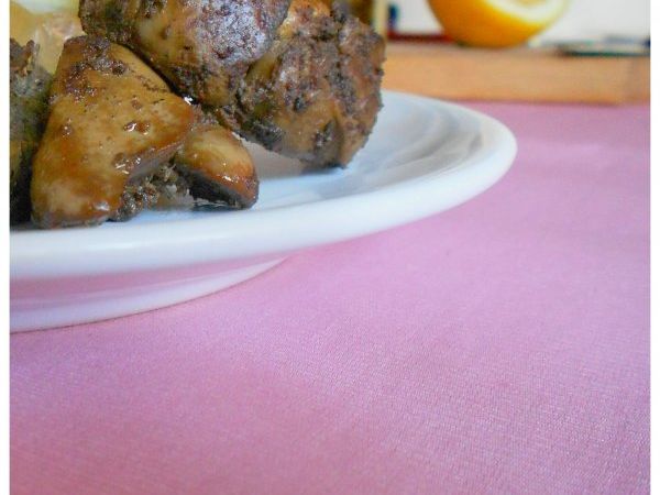Ficat de pui in stil libanez cu crostini1357